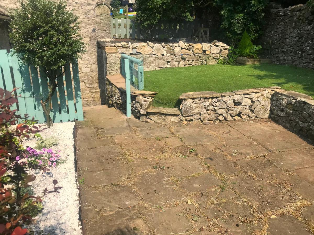 Market View Cottage, Tideswell Exterior photo